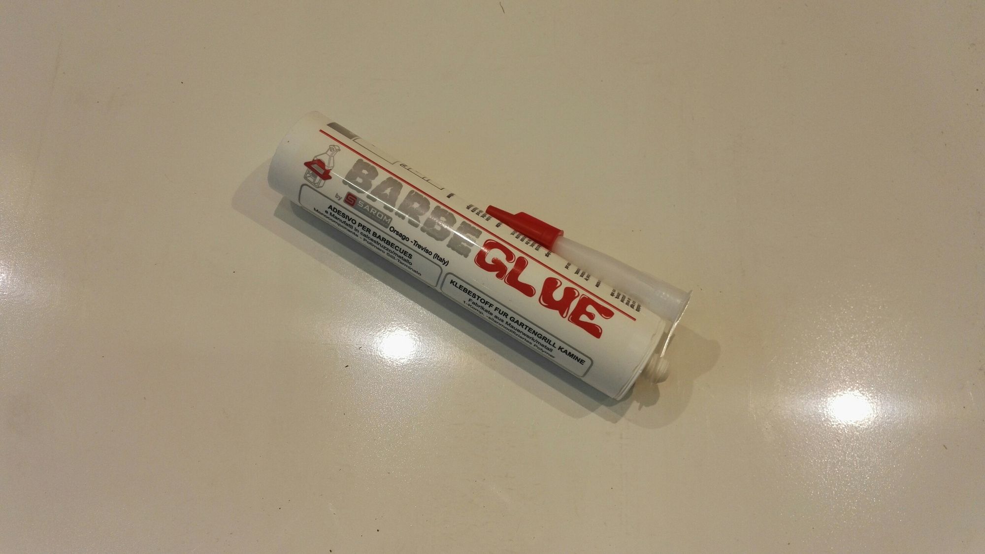 Lämmönkestävä muurausliima Barbeglue | Pihagrillit | Kone-Glans